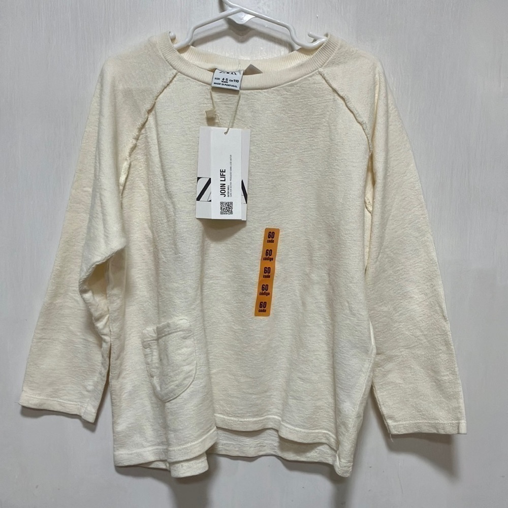 ZARA GIRLS 4-5 CREAM RAGLAN SLEEVE PULLOVER SWEATSHIRT WITH POCKET